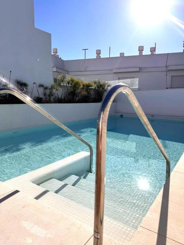 Hồ bơi trong/gần Terrazas de Conil la Almadraba