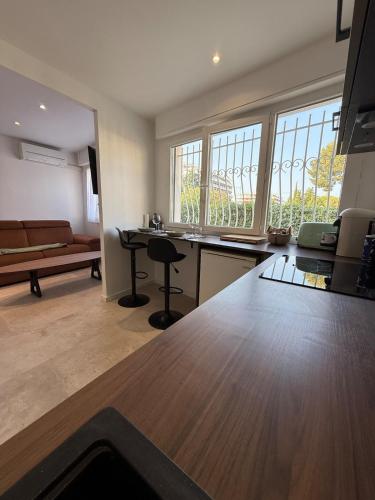 Photo de la galerie de l'établissement Gourmet studio - charm & comfort, à La Seyne-sur-Mer