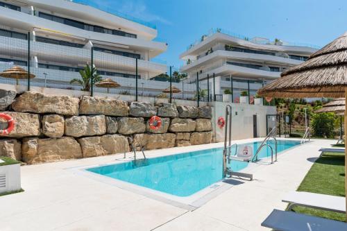 Estepona Beach Getaway 2BR Apartment
