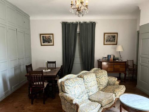 Χώρος καθιστικού στο Chateau d'Estrac