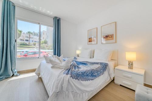 Ocean Breeze Apartments