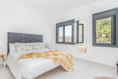 Milenial Immo Triangle - House with barbecue and swimming pool