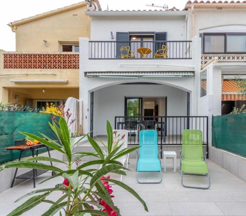 Milenial Immo Triangle - House with barbecue and swimming pool