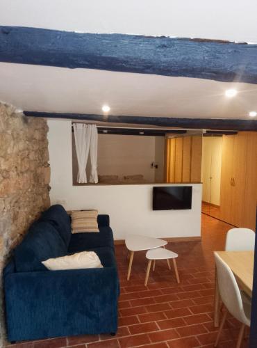 Photo de la galerie de l'établissement Old Village Apartment, à Treilles