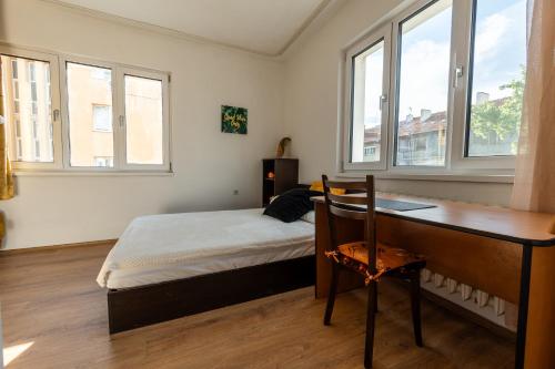 3-BR Central Residence