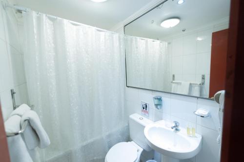 Koupelna v ubytování Hotel Real