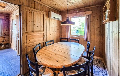 Φωτογραφία από το άλμπουμ του Amazing Home In Frekhaug σε Frekhaug