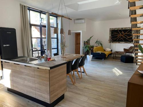 Posezení v ubytování Charming 2Bed House near Sommiere south of France