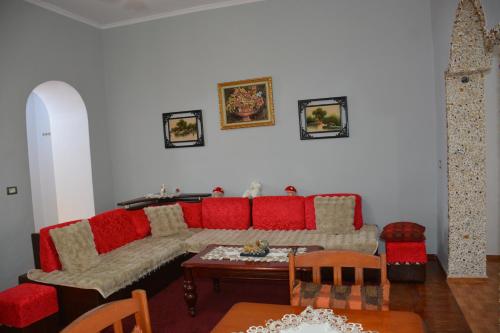 Gallery image of Guesthouse Luli Muca in Çorovodë