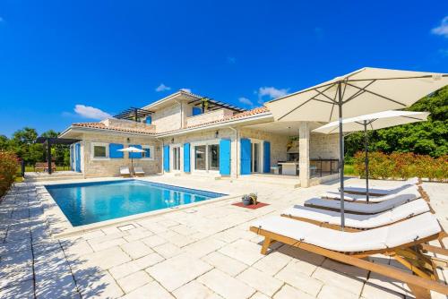 Villa Mare Blue by Istrialux