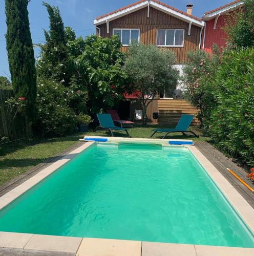 Villa 6 pers piscine vue port parking