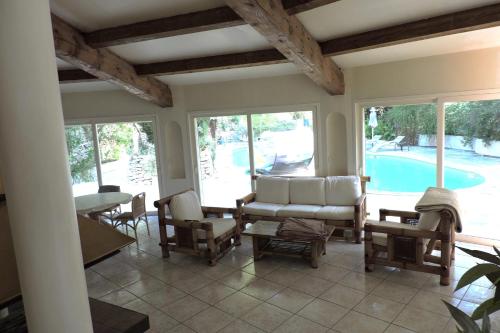 Photo de la galerie de l'établissement Maison dans le payage de Pagnol Aubagne France, à Aubagne