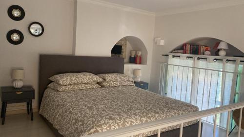 Mentone, appartamento a 80 mt dal mare