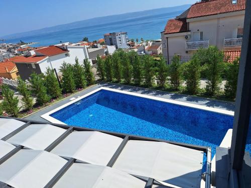 Luxury apartment Paradise