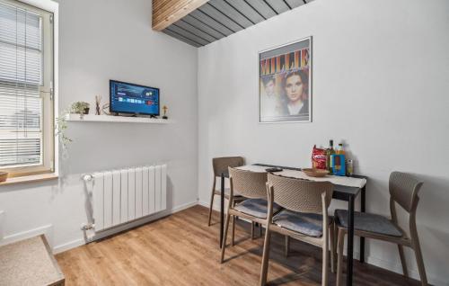 Μια τηλεόραση ή/και κέντρο ψυχαγωγίας στο Stunning Apartment In Oberhof - Dth315
