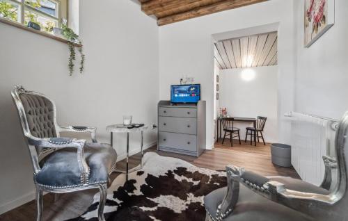 Μια τηλεόραση ή/και κέντρο ψυχαγωγίας στο Gorgeous Apartment In Oberhof With Wifi - Dth316