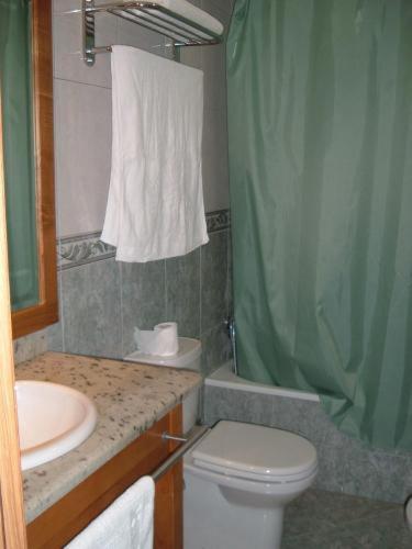 Ένα μπάνιο στο Hotel Portas Do Dao