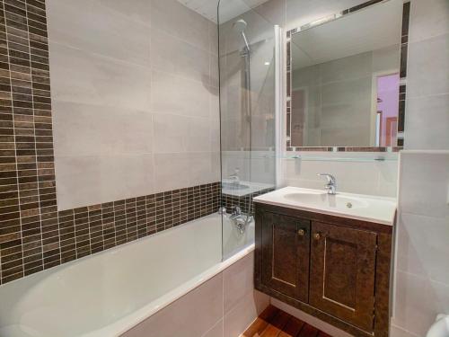 Appartement rénové 3P pour 8, balcon sud à Tignes, proche pistes