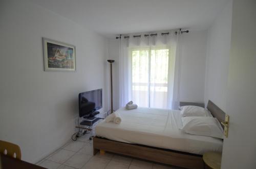 PLEIN CIEL - Appartement 5 personnes avec piscine sur la Corniche Fleurie à Nice