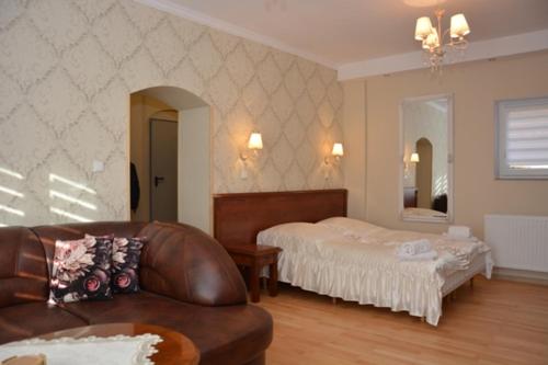 Photo de la galerie de l'établissement Hotel Zamek Karnity, à Miłomłyn