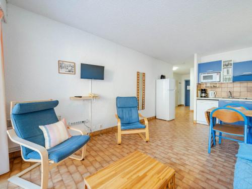 Appartement jusqu'à 8 pers., séjour spacieux avec Wi-Fi, vue mer - FR-1-827-6