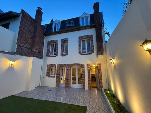 CASA BELLA - MAISON DE VILLE 4 Chambres