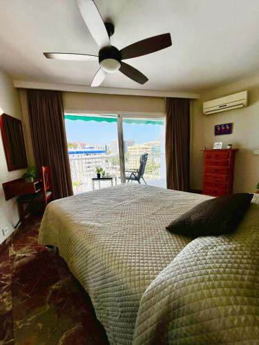 Apartment with Sea View & 3 Sunsets