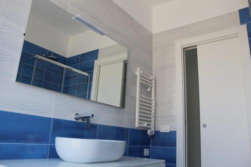 Ένα μπάνιο στο Casa di Lula