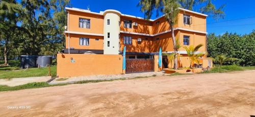 Gravier Holidays A day in paradise