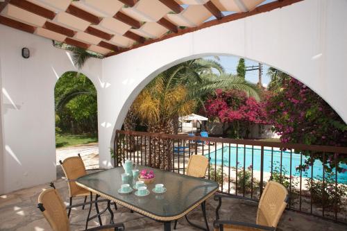 Πισίνα στο ή κοντά στο Villa Amaranta