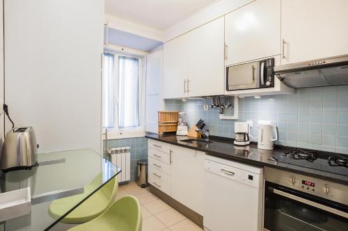 LV Premier Apartments Baixa- PR