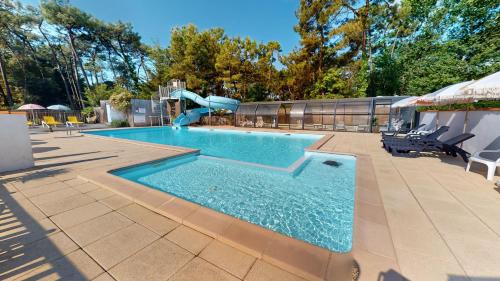 Photo de la galerie de l'établissement Ocean Azur avec terrasse, à Saint-Jean-de-Monts