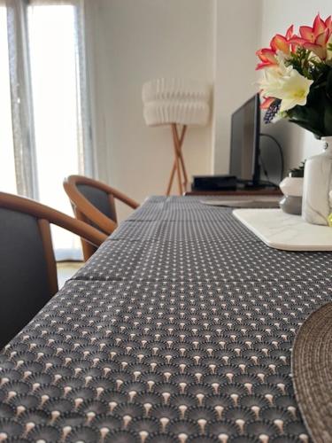 Gallery image of Charmant Appartement entier dans maison individuelle -2 chambres - 2 à 4 personnes - à 200 metres de Monaco - 4 minutes Du Casino et de la Gare in Beausoleil