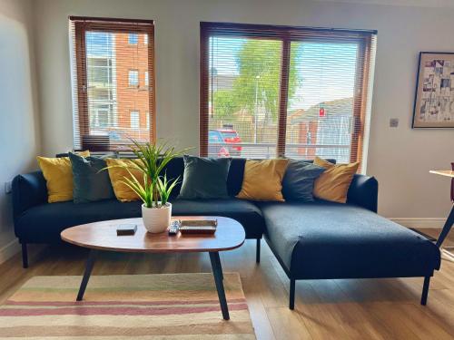 Χώρος καθιστικού στο Newly refurbished! Eastside Escape - Conveniently located with fantastic local transport links