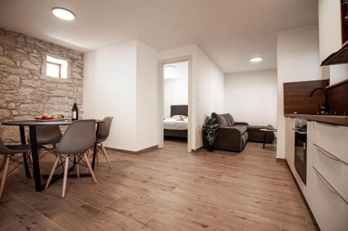 Χώρος καθιστικού στο Apartman Ena