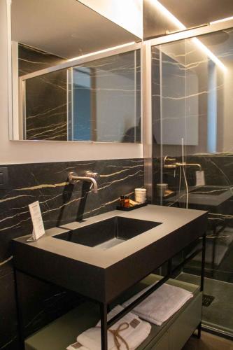 MARI Luxury Rooms and Suites photo 74