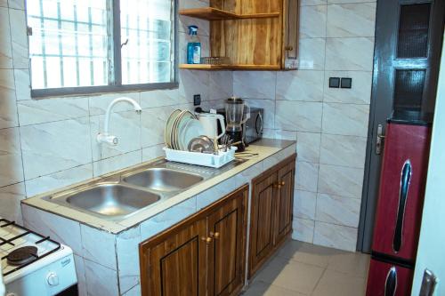 Virtuvė arba virtuvėlė apgyvendinimo įstaigoje Cité MOPKOPKO