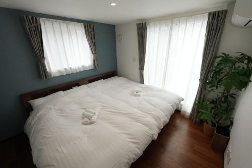 100 INN Suite
