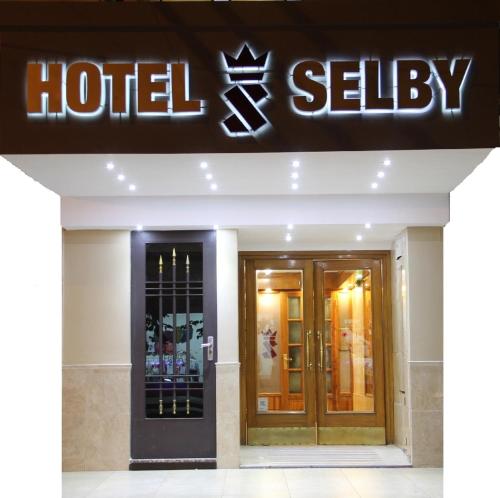 Сертификат, награда, вывеска или другой документ, выставленный в Hotel Selby