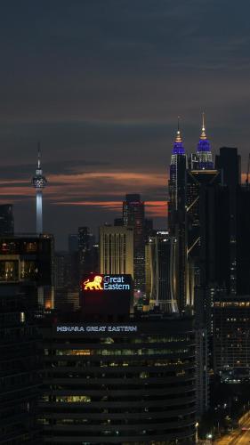 Vue générale sur Kuala Lumpur ou vue de la ville depuis l'appartement