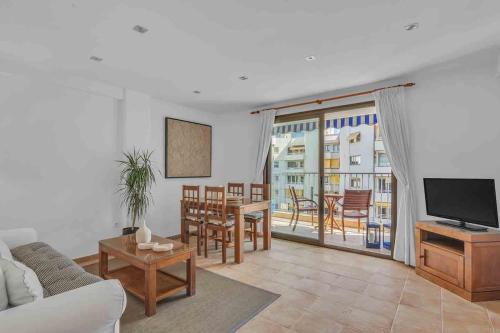 POLO Apartments 5C Jacaranda