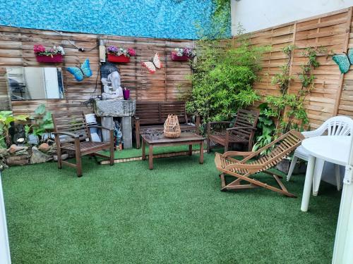 Charmante maison à Cérences avec jardin de 55 m²