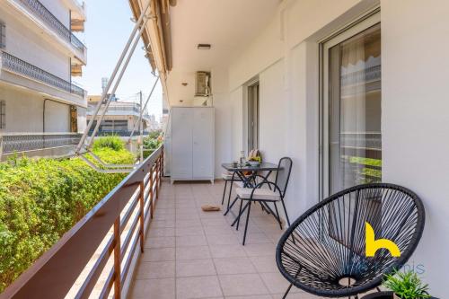 Athens Riviera APT, Near Seaside with Private Parking