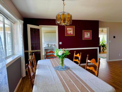 Galería fotográfica de 180 Degree ocean view home en Nanaimo