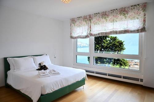 Luxury Lake View Motta Apartment in Lugano