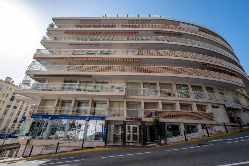 Photo de la galerie de l'établissement KING LOUIS - Studio tout confort proche Croisette, à Cannes