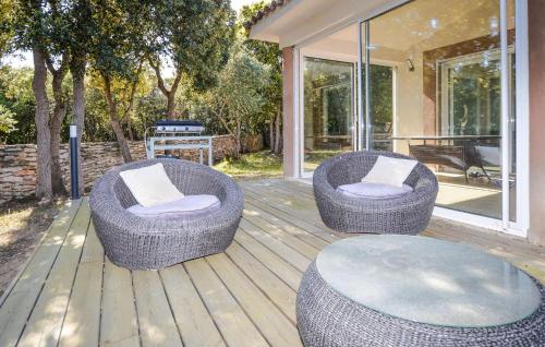 Nice Home In Bonifacio With Kitchenette