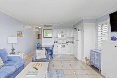 Dapur atau dapur kecil di Bayside Villas 5114 - Gorgeous South Seas Residence, Sleeps 5
