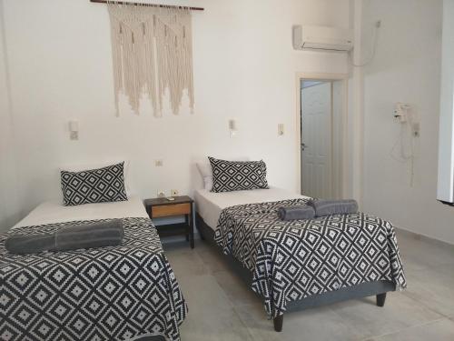 Gallery image of Nissos Ios in Mylopotas