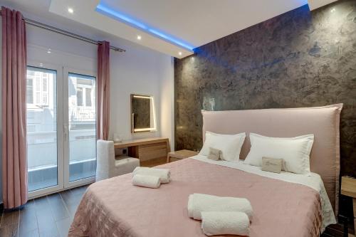 Aphrodites House Upon White Tower